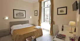 Four Rivers Suites | Lazio - Roma (ve civarı) - Roma Kent Merkezi - Navona