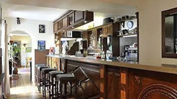 Logis Hotel Xoko-Goxoa | Nouvelle-Aquitaine - Pyrenees-Atlantiques - Saint-Michel