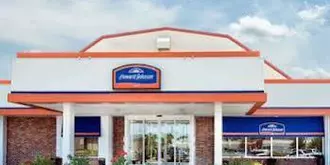 Howard Johnson Burlington