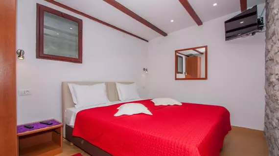 Garden Apartment Hotel | Split-Dalmaçya - Split - Split Eski Kent Bölgesi