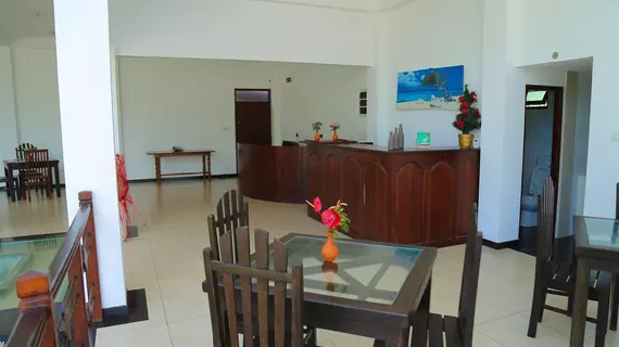 Aurora Hotel & Restaurant | Southern Province - Galle Bölgesi - Hikkaduwa