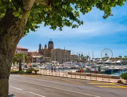 Hotel Provencal | Provence - Alpes - Cote d'Azur - Var - Saint-Raphael (ve civarı) - Saint-Raphael