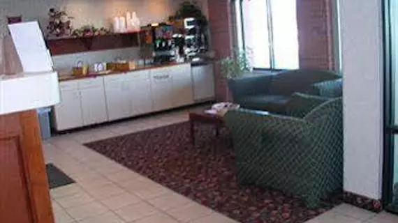 Country Hearth Inn & Suites Lomira | Wisconsin - Lomira