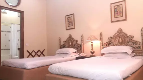 Bajaj Indian Home Stay | Batı Delhi - Ulusal Eyalet Başkenti Delhi - Delhi (ve civarı) - Yeni Delhi - Karol Bagh