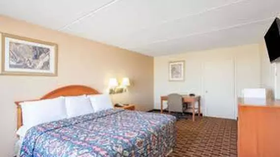 Travelodge Inn & Suites | Tennessee - Gatlinburg - Pigeon Forge (ve civarı) - Pigeon Forge