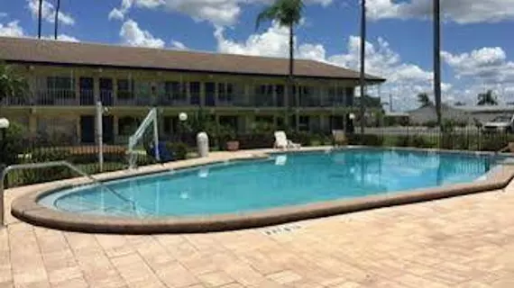 Sun City Center Inn | Florida - Tampa (ve civarı) - Sun City Center