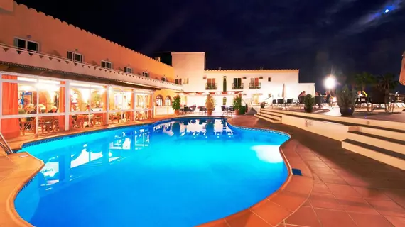 Hotel Nerja Club & Spa | Andalucia - Malaga İli - La Axarquía - Nerja