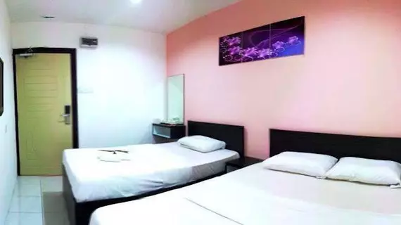 Hotel CheckedInn | Perak - Ipoh