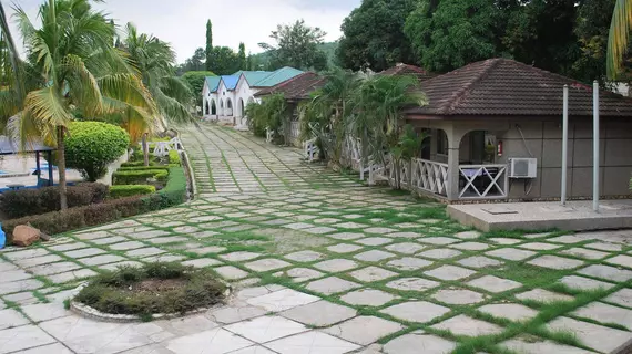 Akosombo Continental Hotel | Akosombo