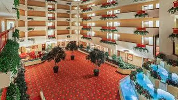 Holiday Inn Hotel & Suites Springfield | Missouri - Springfield (ve civarı) - Springfield