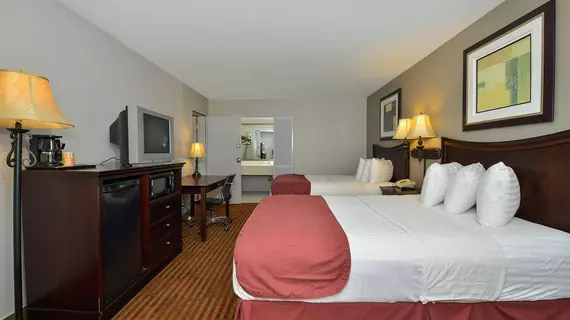 Lamplighter Inn and Suites | Kansas - Pittsburg (ve civarı) - Frontenac