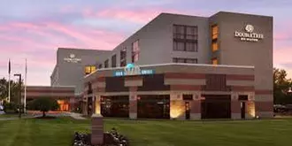 DoubleTree by Hilton Bradley International Airport