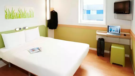 ibis budget Lyon Sud St Genis Laval | Auvergne-Rhone-Alpes - Rhone (bölge) - Lyon (ve çevresi) - Saint-Genis-Laval