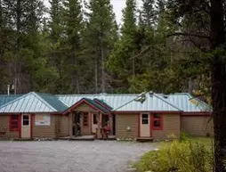 HI-Castle Mountain Hostel | Alberta - Castle Junction