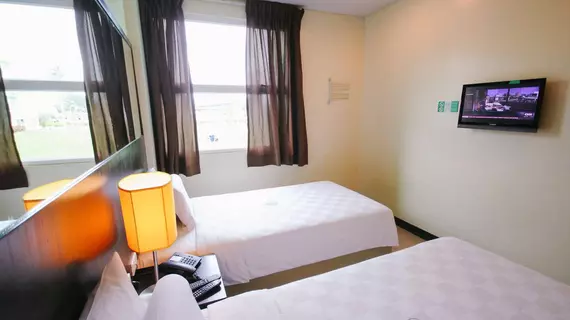 Go Hotels Dumaguete | Negros Oriental - Dumaguete (ve civarı) - Dumaguete