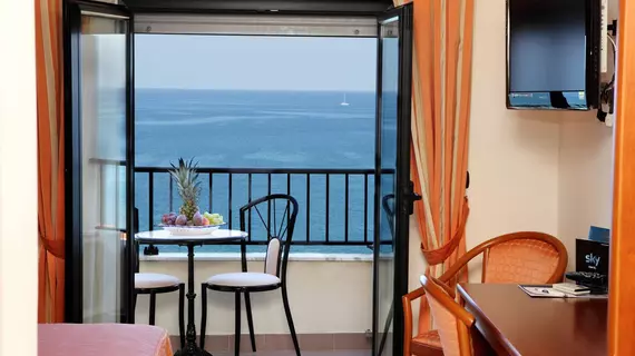 Hotel Za Maria | Sicilya - Messina (vilayet) - Caronia