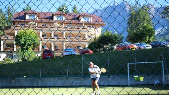 Boutique Hotel Villa Blu Cortina | Veneto - Belluno (vilayet) - Cortina d'Ampezzo