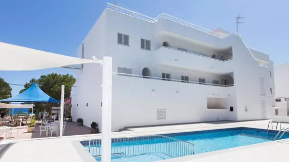 Apartamentos Art | Balearic Adaları - İbiza Adası - Santa Eulalia del Rio - Es Canar