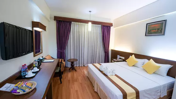 Ohana Phnom Penh Palace Hotel | Koh Kong - Phnom Penh (ve çevresi) - Phnom Penh - Daun Penh