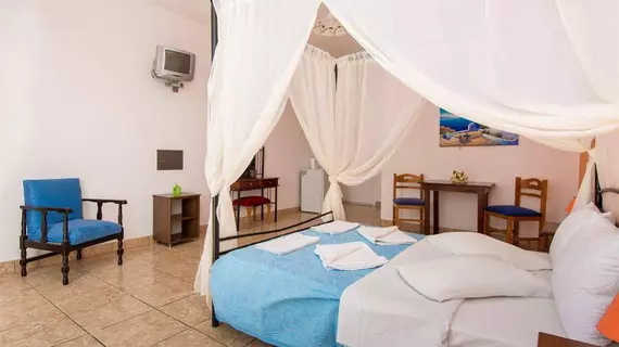 Fira Calm Hotel | Ege Adaları - Santorini