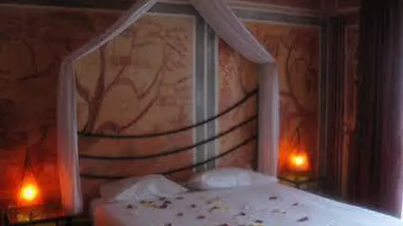 Hotel de la Gare | Auvergne-Rhone-Alpes - Savoie (bölge) - Aix-les-Bains (ve civarı) - Aix-les-Bains - Aix-les-Bains Kent Merkezi