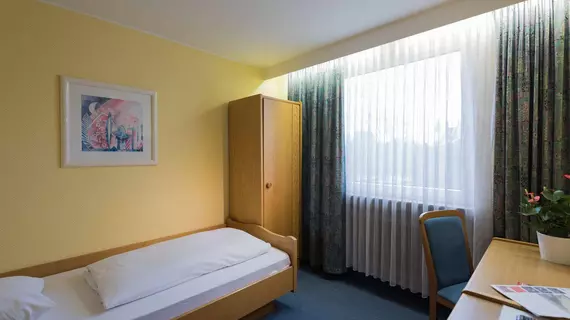 Tagungshotel Höchster Hof | Hessen - Frankfurt (ve civarı) - Frankfurt