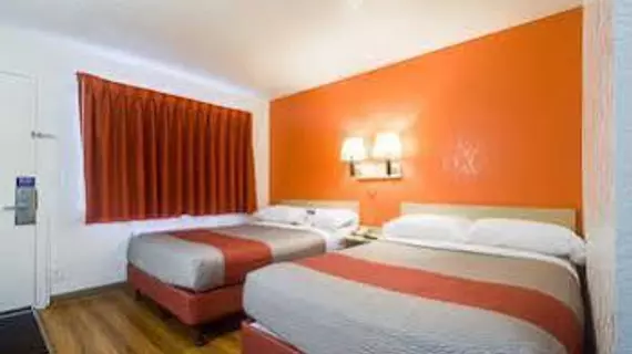 Motel 6 Denver - Lakewood | Kolorado - Denver (ve civarı) - Lakewood