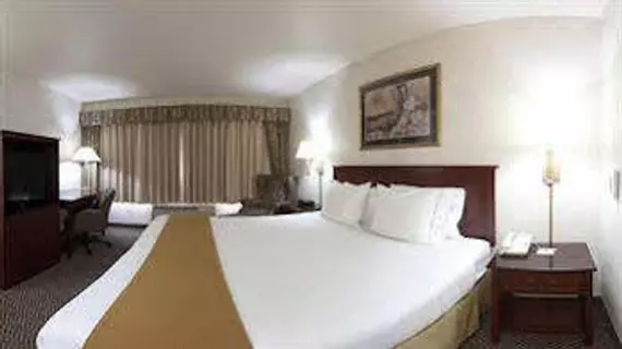 Holiday Inn Express Hotel & Suites Fort Atkinson | Wisconsin - Fort Atkinson (ve civarı) - Fort Atkinson