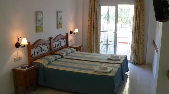 Apartamentos Casanova | Andalucia - Malaga İli - La Axarquía - Nerja