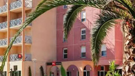 ibis Hyeres Centre | Provence - Alpes - Cote d'Azur - Var - Toulon - Hyeres (ve civarı) - Hyeres - Hyères Kent Merkezi