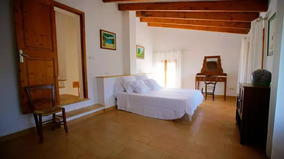 Bou Ros Finca Can Veritat | Balearic Adaları - Mayorka Adası - Campos - Migjorn