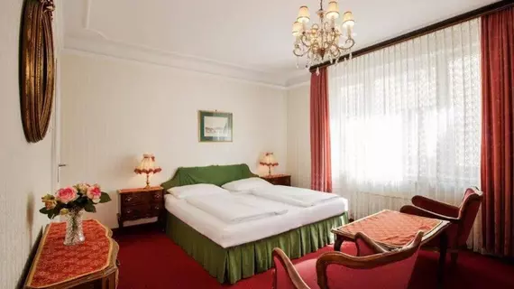 Pension Suzanne | Vienna (eyalet) - Viyana - Innere Stadt