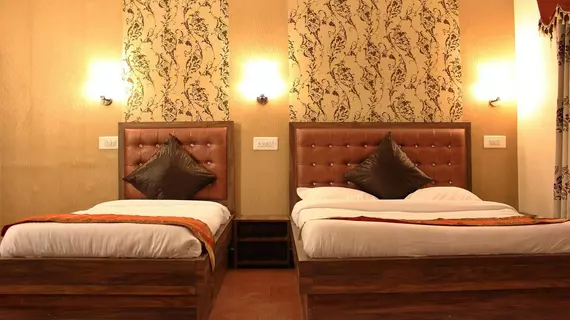 Walisons Resort | Cammu ve Keşmir - Srinagar (ve civarı) - Srinagar - Nishat-Shalimar