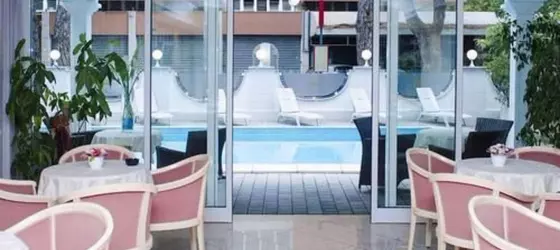 Hotel Royal Plaza | Emilia-Romagna - Rimini - Marina Centro