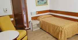 Piccolo Hotel | Lombardy - Milano (ve civarı) - Milano