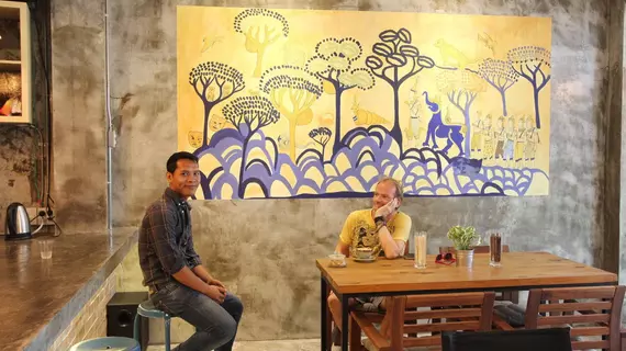 Thonglor Travellers Hostel and Cafe | Bangkok - Bangkok Merkezi İş Bölgesi