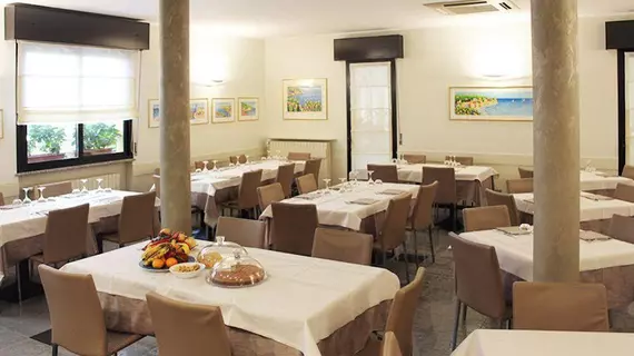 B&B Amalfi | Lombardy - Bergamo - Bergamo (ve civarı) - Bergamo