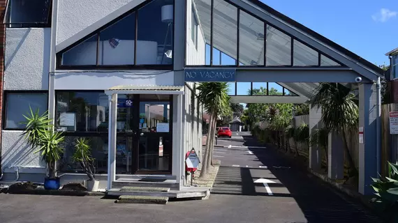 Anzac Court Motel | Auckland Bölgesi - Auckland (ve civarı) - Takapuna