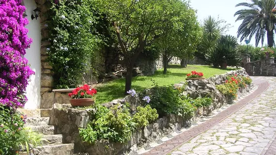 Hotel La Vela-Castello Il Rifugio | Liguria - Cenova (il) - Santa Margherita Ligure