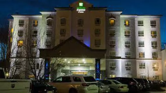 Holiday Inn Express Edmonton North | Alberta - Edmonton (ve civarı) - Edmonton - Kuzeydoğu Edmonton