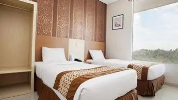 Cempaka Hill Hotel Jember, Man | Doğu Cava - Patrang