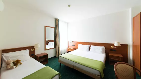 Airport Hotel Bergamo | Lombardy - Bergamo - Bergamo (ve civarı) - Bagnatica