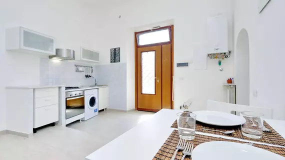 Beesprint Navona Apartments | Lazio - Roma (ve civarı) - Roma Kent Merkezi - Esquilino