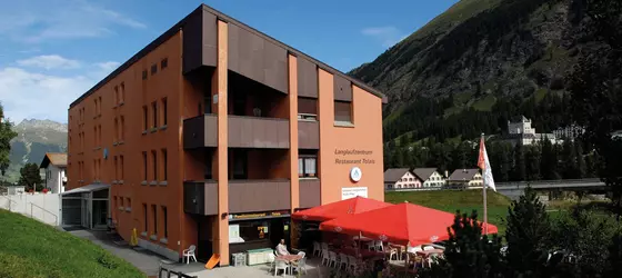 Youth Hostel Pontresina | Maloja District - Graubuenden - Pontresina