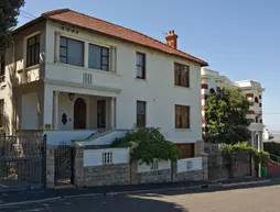 Bella Ev Guest House | Western Cape (il) - West Coast DC - Drakenstein - Cape Town (ve civarı) - Cape Town - Muizenberg