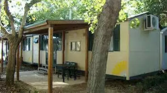 Camping Villaggio Cortina | Marche - Ancona (vilayet) - Senigallia