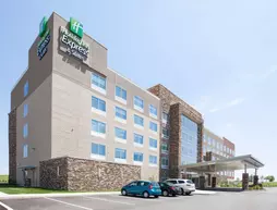 Holiday Inn Express and Suites Indianapolis NE Noblesville | Indiana - Indianapolis (ve civarı) - Noblesville