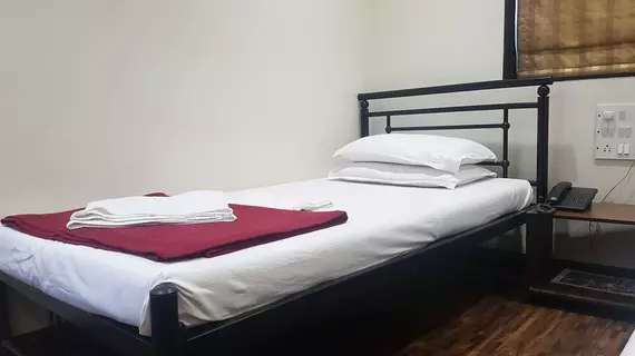 Hotel Kumkum | Maharaştra - Raigad - Bombay (ve civarı) - Bombay - Grant Road