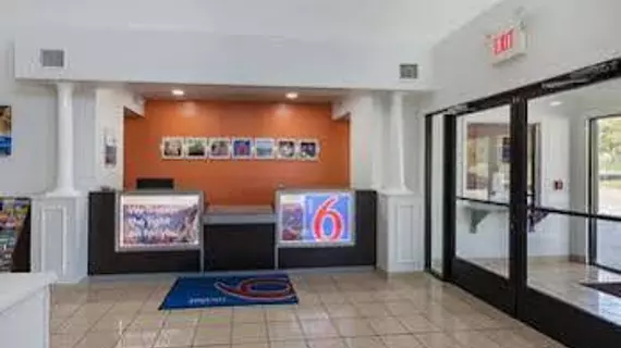 Motel 6 Ft Worth - Bedford | Teksas - Dallas (ve civarı) - Bedford