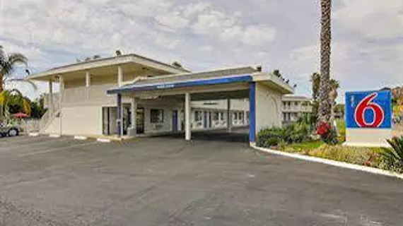 Motel 6 Buellton - Solvang Area | Kaliforniya - Santa Barbara (ve civarı) - Buellton